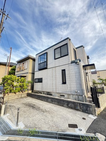 高羽町3丁目戸建の外観