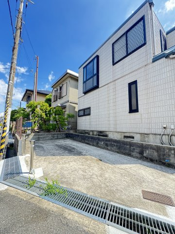 高羽町3丁目戸建の外観