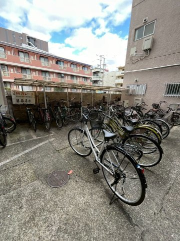 西宮フラワーハイツの外観