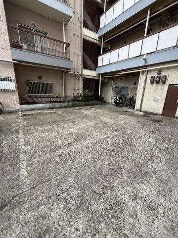 西宮フラワーハイツの外観