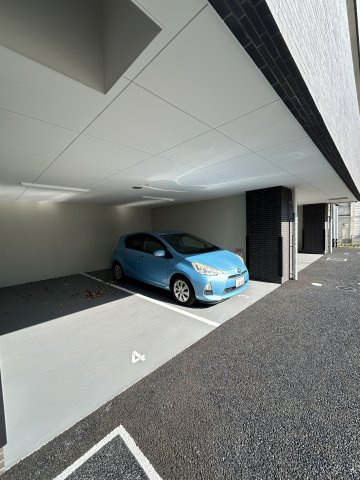 V-style杭瀬の駐車場