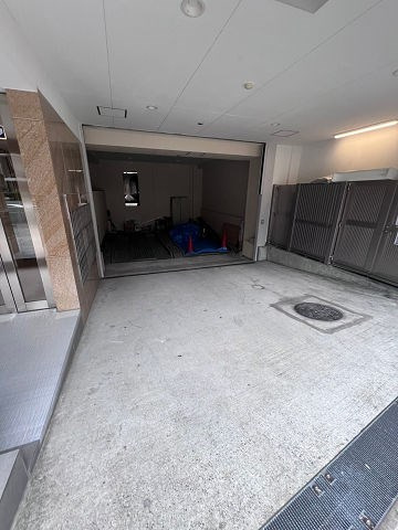 SERENiTE-04の外観