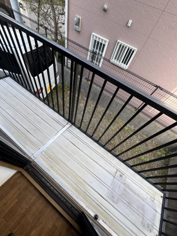 ティーズ潮見台のバルコニー