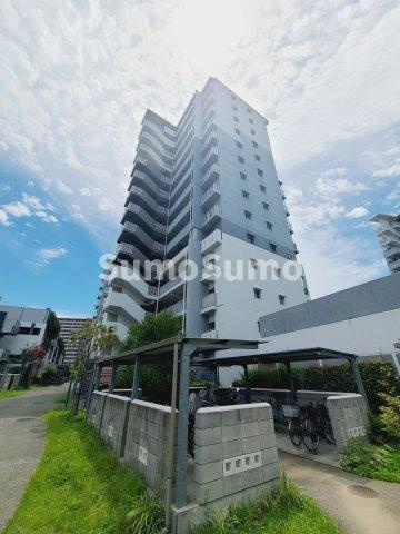 UR浜甲子園なぎさ街　21号棟のエントランス