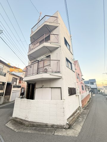 中井マンションの外観