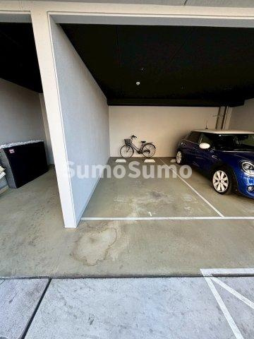S-RESIDENCE難波大国町Deuxの駐車場