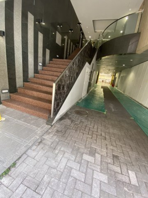 【エントランス】 | テン・フォーティ | テン・フォーティ　エントランス