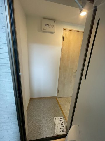 ACEROの玄関