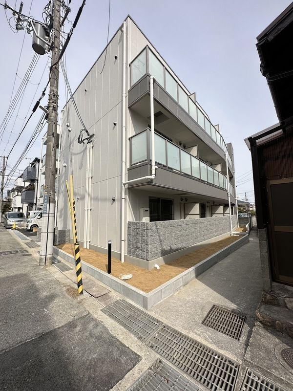 AILE小林 