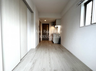 【居間・リビング】 | エスリードレジデンス本町パークフロント | ホワイト系の木目調で柔らかいお部屋です☆