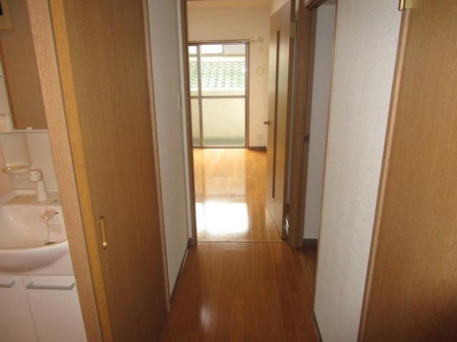 グリーンエコビレッジの居間・リビング