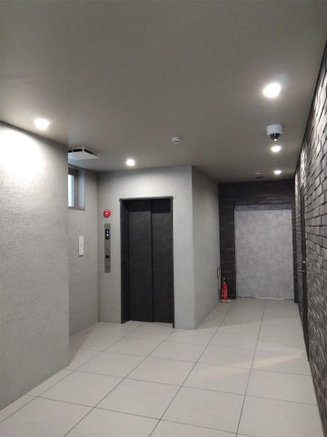 アーバネックス南森町EASTのロビー