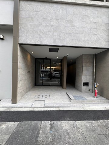 アーバネックス南森町WESTのエントランス