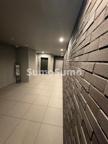 アーバネックス南森町EASTのロビー|落ち着いたロビーです