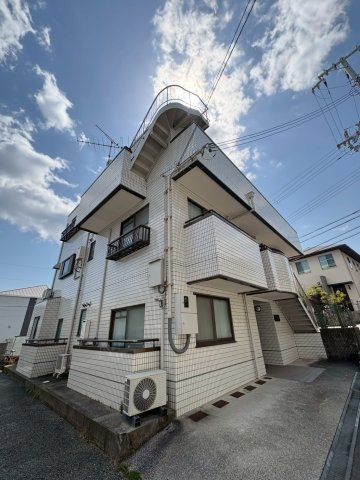 Ｙ＇ｓ　ＷＯＲＬＤの外観|建物外観を気になさる方へ、見た目の良い物件です