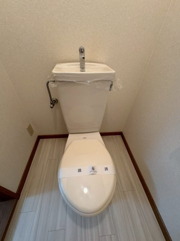 Ｙ＇ｓ　ＷＯＲＬＤのトイレ|落ち着いたトイレです