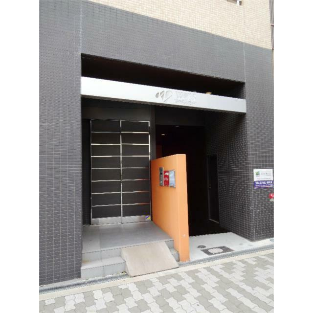 Ｗ．Ｏ．Ｂ　ＳＨＩＮＭＡＣＨＩのエントランス
