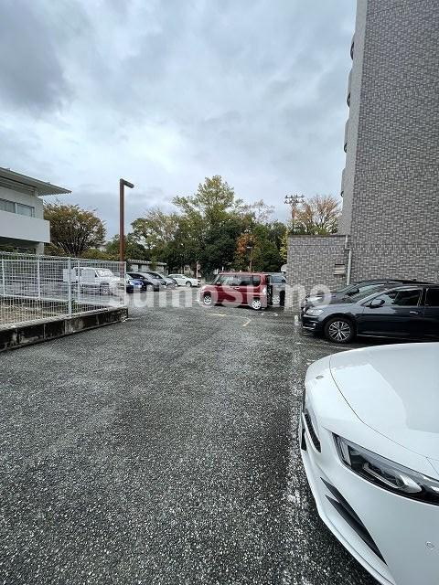 VILLA96の駐車場