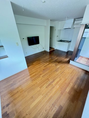 Villa Maria熊内町の居間・リビング