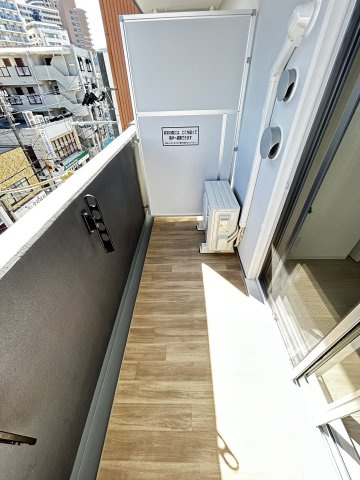 ArtizA尼崎立花のバルコニー|暖かな日差しのふりそそぐバルコニー