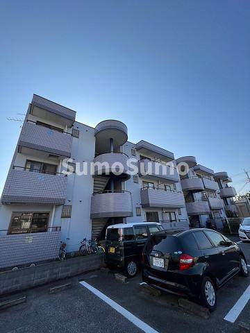 VILLA93