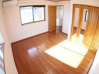 【洋室】 | 上尾市弁財　中古戸建て