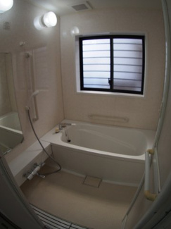 【浴室】 | 上尾市弁財　中古戸建て