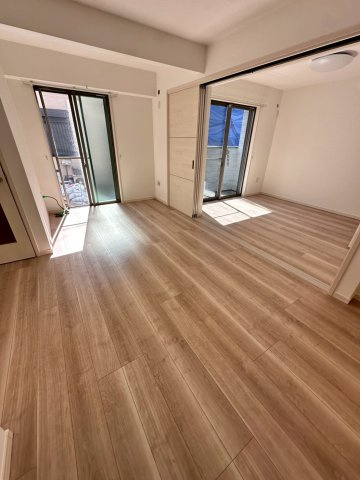 カーサセレーナ住吉の居間・リビング