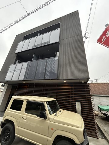 Ａ－ＣＵＢＥ　ＨＯＮＭＡＣＨＩの外観