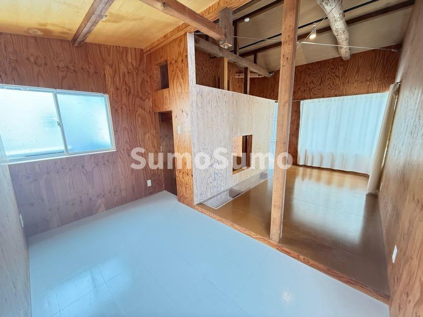 Y's House RD-06の洋室