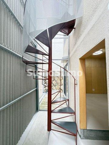 Y's House RD-06の内装