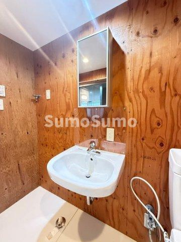 Y's House RD-06の洗面所