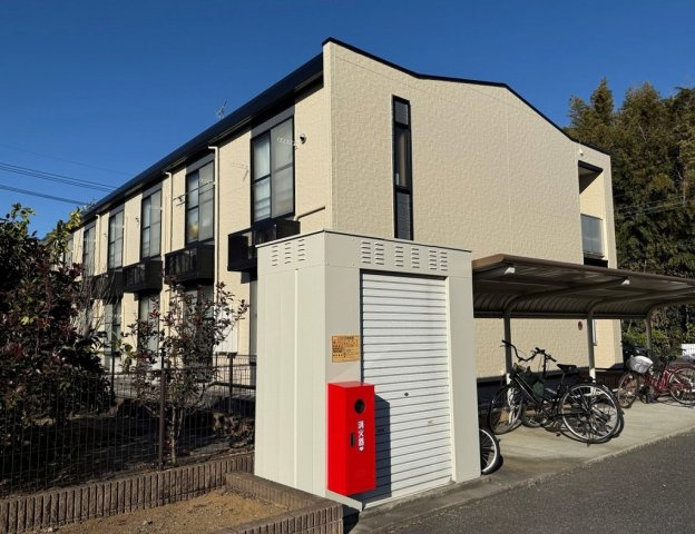 レオパレスユートピア白岡の外観