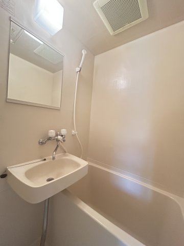 UTレジデンス六甲の浴室