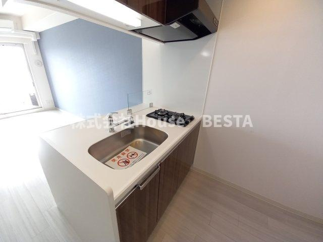 エスライズ神戸三宮山手通弐番館のキッチン