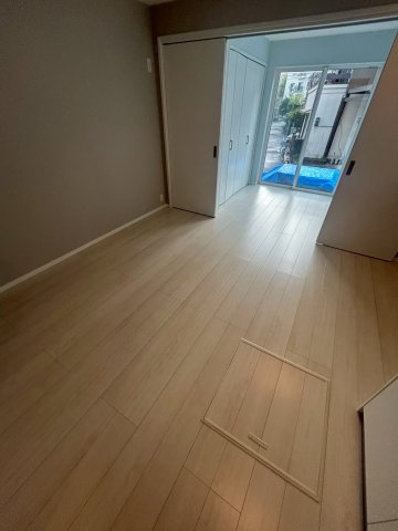カサ苦楽園の居間・リビング
