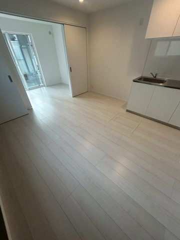 カサ苦楽園の居間・リビング