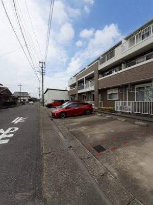 【駐車場】 | グラン・シャリオ