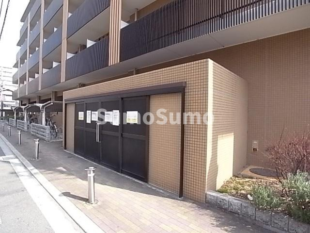 アーイ塚口の外観