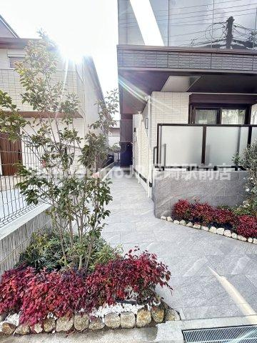 VIVRE立花のエントランス|建物の内部です