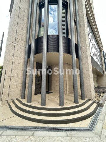 Vesta京町堀のエントランス