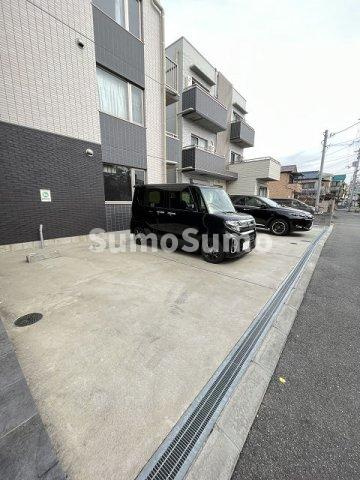 アークテラス塚口の駐車場|駐車場に車を止められます