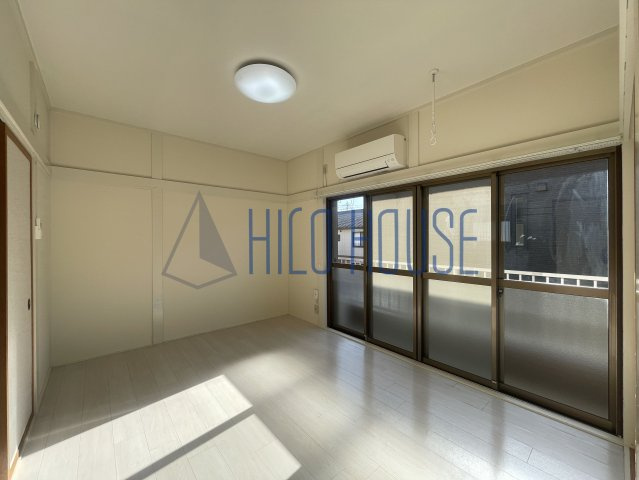 コーポフローレスの居間・リビング