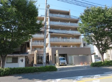 アルバ谷上
