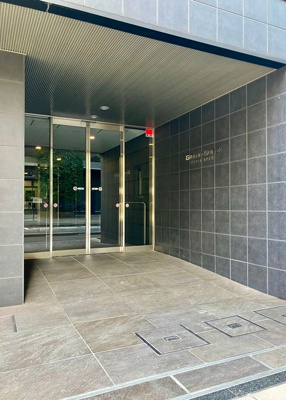 【エントランス】 | グランスイート八丁堀 | 建物の内部です