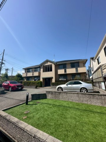 GRANCEED寿の駐車場