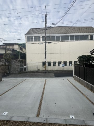 イルソラーレ須磨の駐車場