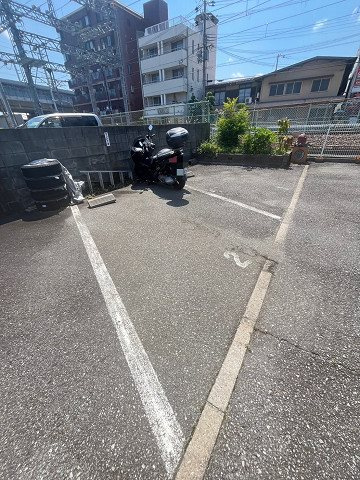イーストコートの外観