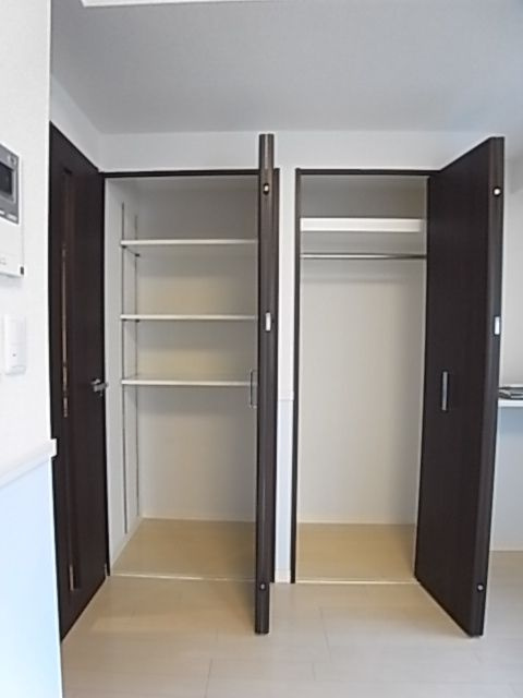 ユニフォート目黒中町の収納