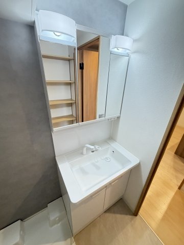 アプリーレ住吉本町の洗面所